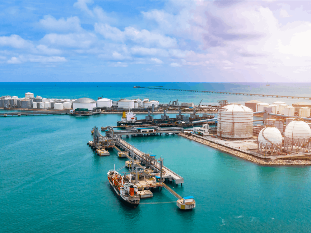 South-Korea-Puts-into-Service-New-Oil-and-Gas-Import-Terminal-176500-1200x900